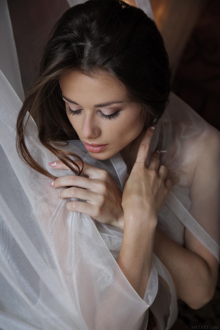Изысканная сексуальность в фотосессии Лоретты А