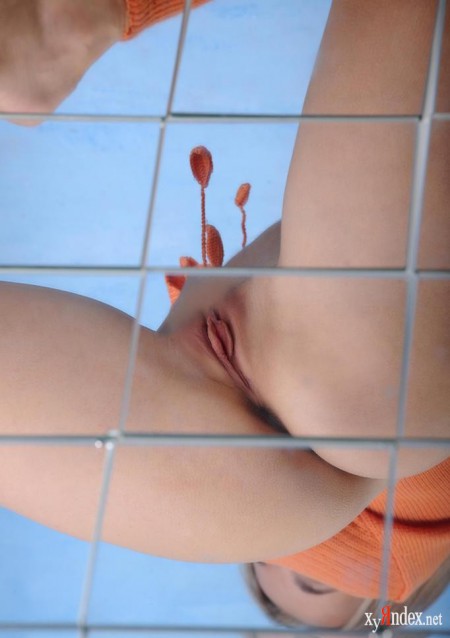 Летний эротический фешн-показ Райчел Блау