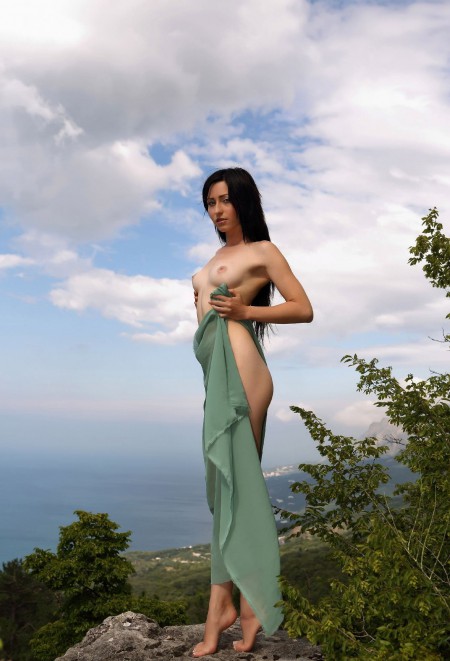 Эротическая фотосессия на свежем воздухе