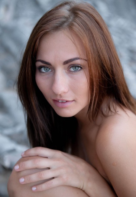 Летняя сенсуальность: Мила А на природе