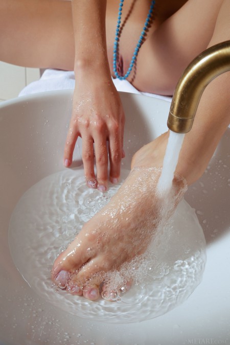 Соблазнительная белокурая Лия А