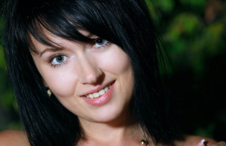 Летняя элегантность: Рамина в природе