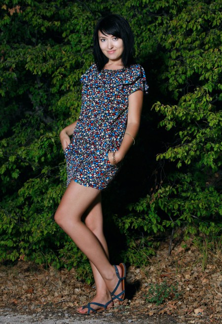 Летняя элегантность: Рамина в природе