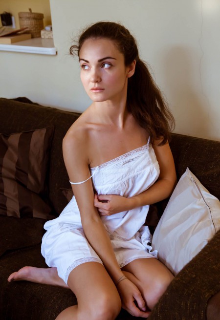 Очаровательная фотосессия в спальне