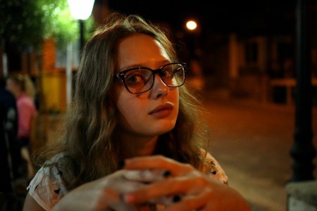 Летнее чувственное эротическое фото на природе