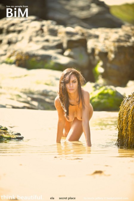 Летняя чувственность: Ela B на природе