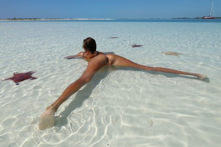 Летний отдых на тропическом пляже