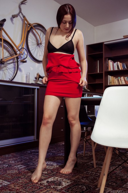 Изящная Оливия Ханни: чувственная фотосъемка