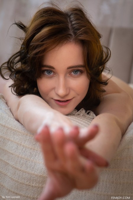 Рона Талин: чувственная модель в домашнем