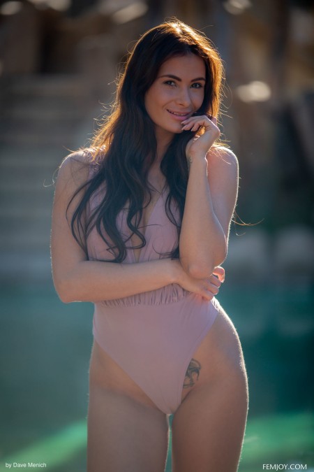 Летняя радость: Сексуальная натура