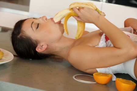 Счастливая Лорена: домашняя эротика