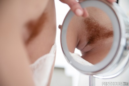 Соблазнительная фотосессия гламурной модели