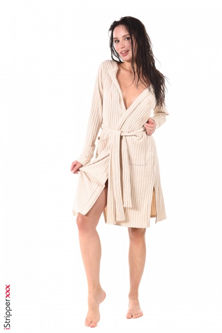 Милена Рэй: чувственная модель в эротической фотосессии