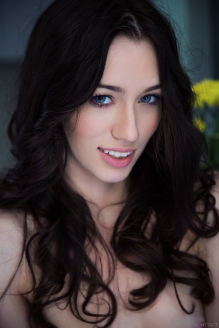 Соблазнительная фотосъемка дома Zsanett Tormay