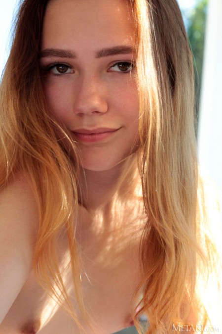 Веселая эротическая фотосессия с Джейни Э