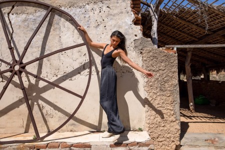 Летний фешн-эротический фотосет с Ханной Ле