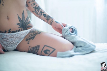 Интимная красота: смелая фотосессия без комплексов