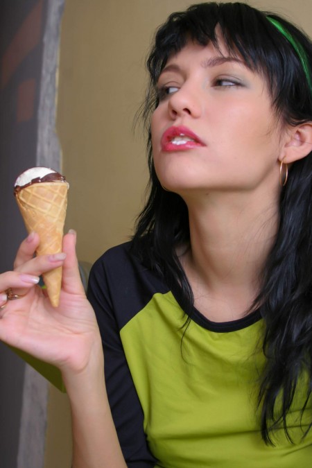 Изящная модель Элизабет: эротическая фотосессия