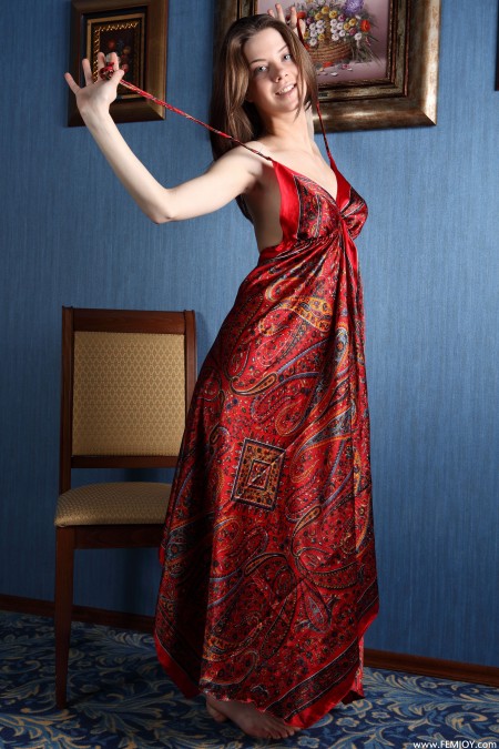 Даника Б - интимная модель в студии