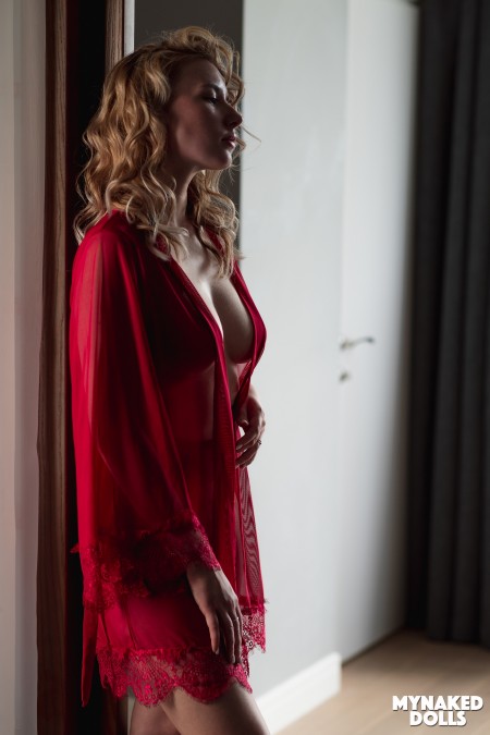 Элегантная Саша Бри: Гламурная Нежность