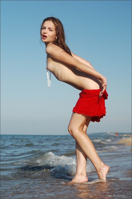 Летняя эротическая фотосессия с Эвой А