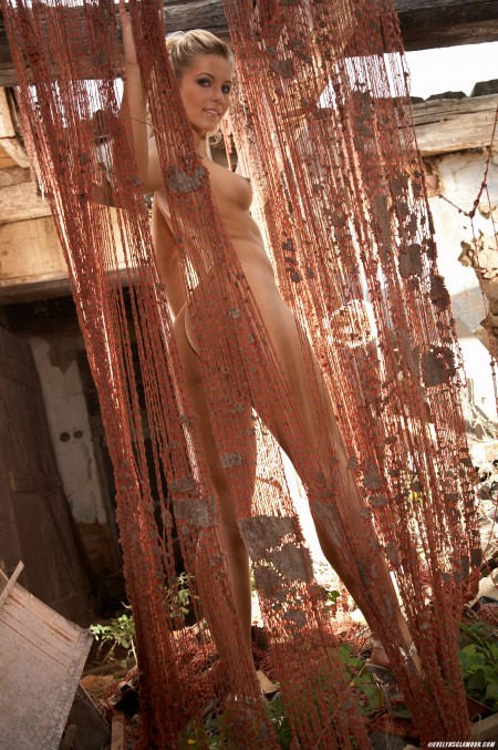 Летний роман с моделью-блондинкой