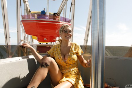 Летнее счастье на яхте Габби