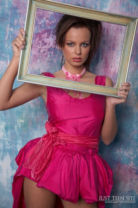 Секс-символ элегантности и моды: Саманта Стар