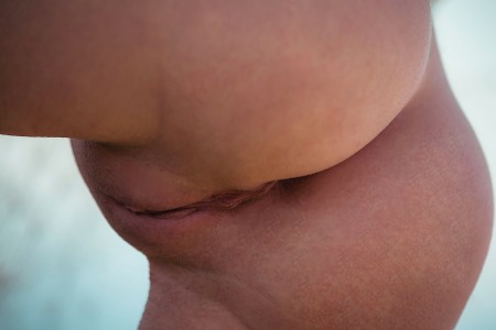 Летняя эротическая фотосессия с Сереной