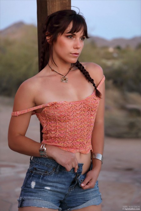 Елена Генери: Летнее Очарование Природы