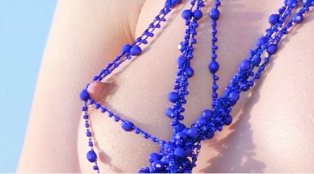 Летнее наслаждение: эротическая фотосессия с Оливией Ф