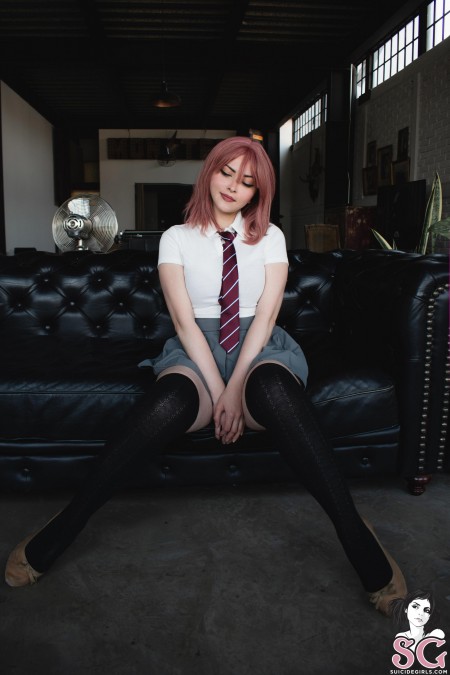 Тачибана С: Бизнес-стилистика и эротика