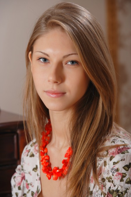 Девушка Кэтрин А: эротическая фотосессия