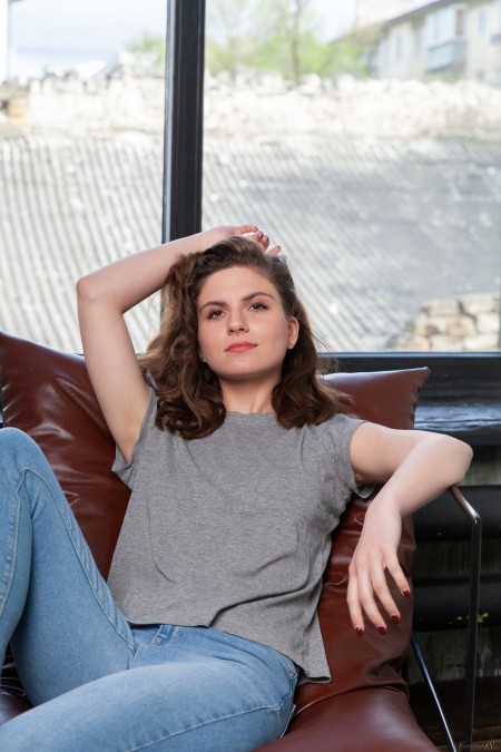 Очарование Кассандры: Летний Позитив