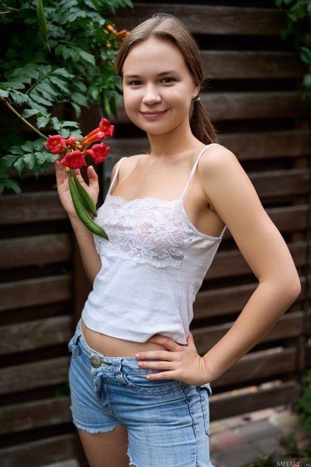 Смех и радость: Летний отдых в лесу