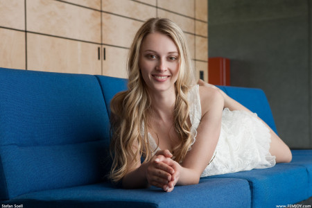 Элегантная Кариша: Нежность и Сексуальность