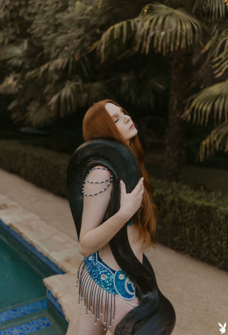 Летнее наслаждение: ч/б снимки с моделью Джессикой Брукс