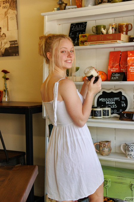 Настоящая красота в природе: Kylie Shay