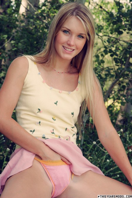 Летний день в лесу с Jewel A