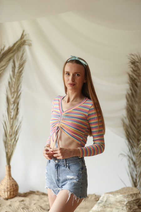 Сенсационная Обрей: Летнее Веселье и Стиль