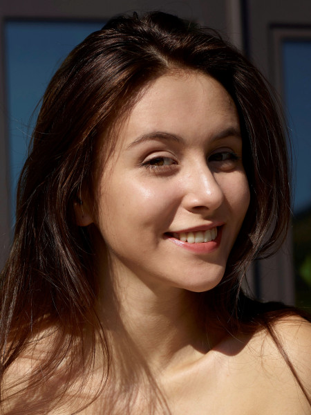 Сенсационная Алиса: улыбка и стиль