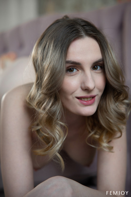 Элегантная Лилли: Сексуальность и Роскошь