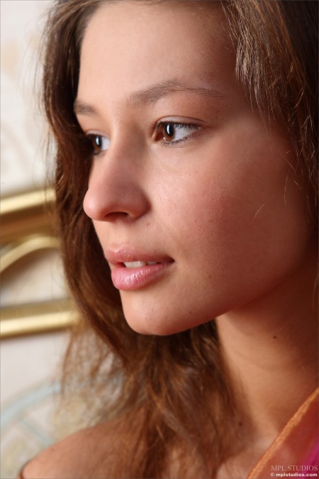 Элегантная Лидия: Гламур и Чувственность