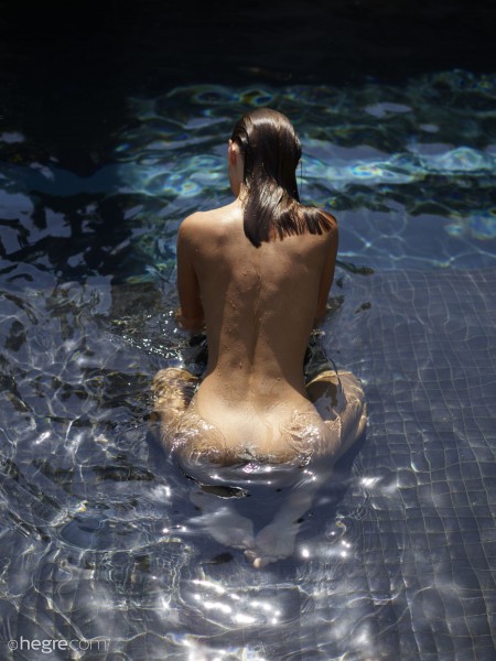 Летняя эротика: Анна Л в природе