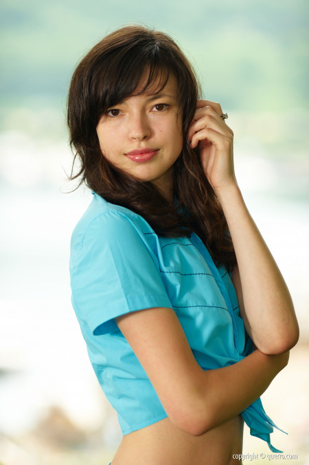 Солнечное обаяние: Рая Q на природе