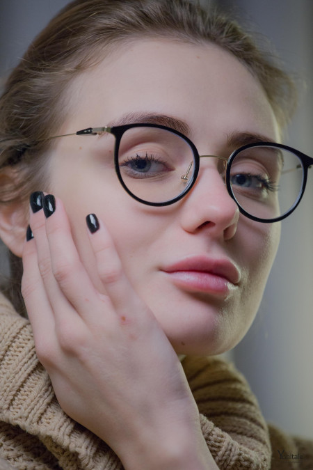 Очаровательная Акарі: Мода и счастье