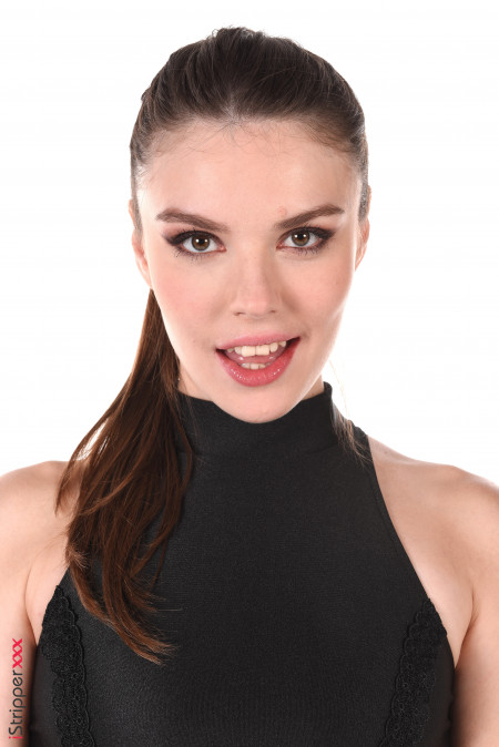 Элегантная принцесса: спорт и sensuality