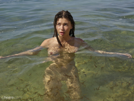 Летнее водное удовольствие с Анной